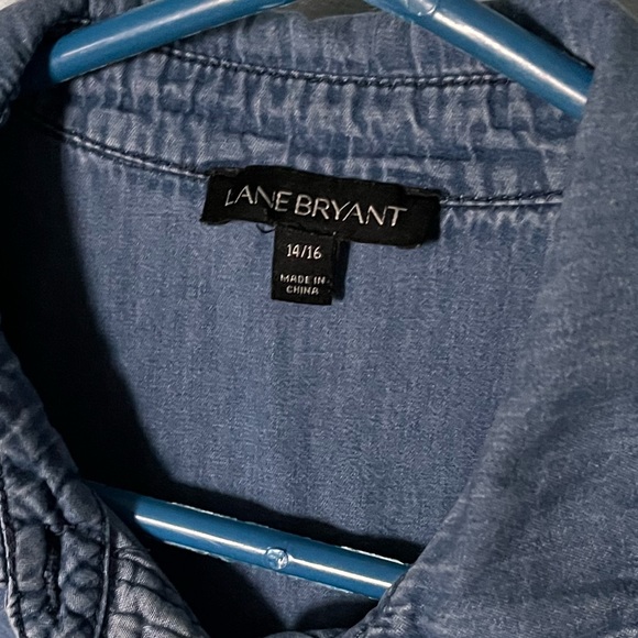 Lane Bryant Denim distressed fade button up shirt size XL - Picture 5 of 10